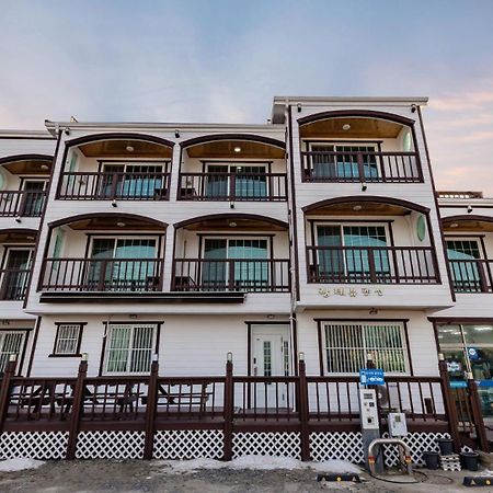 Taean Hagampo Rendezvous Pension Exterior foto